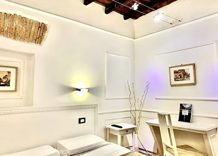 Domus Ester Konukevi Roma